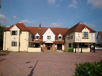Stansted Skyline Hotel Great Dunmow Exterior photo